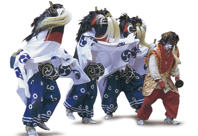 猿賀神社での神楽。