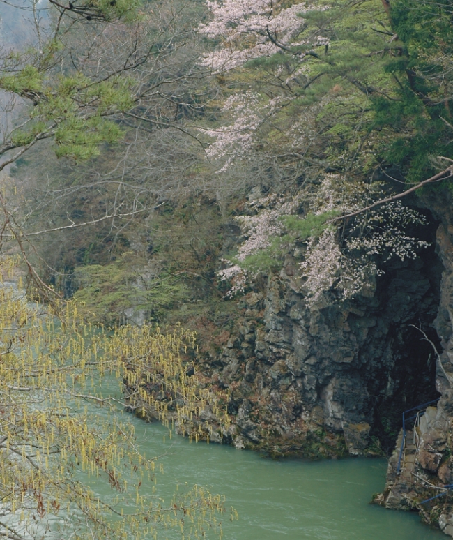 岩谷観世音